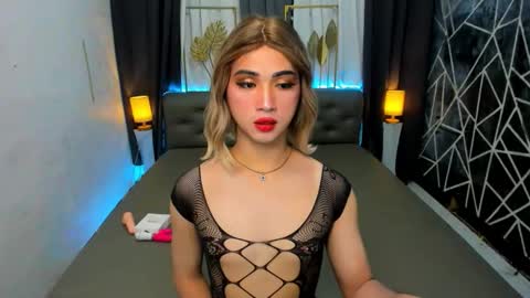 Snapshot of urgorgeous_matty chatting on September 19, 7:23 am BigCockSelfsuckerForYou online show from September 19, 7:23 am