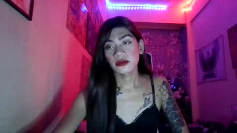 urhot_angelina26 online show from April 29, 5:01 am