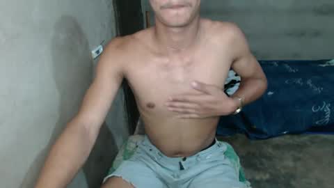 urhot_chris online show from March 5, 6:00 am