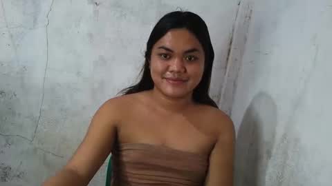 urhottie_bella online show from March 18, 12:38 am