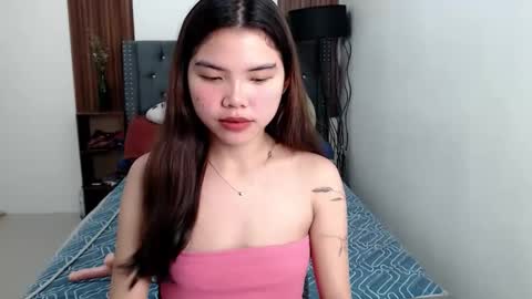 urhottie_melodie online show from December 16, 7:15 am