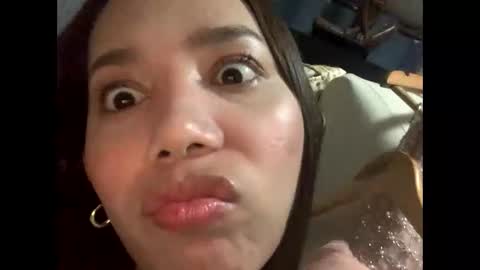 urladyamira online show from October 23, 10:17 am