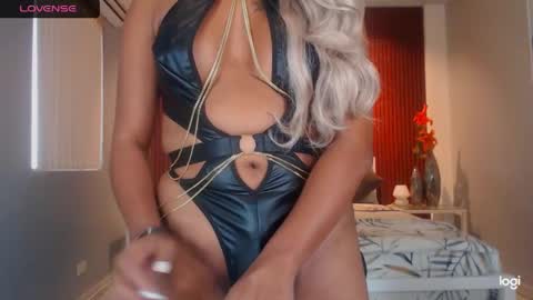 UrMajestyTyra online show from June 3, 2:03 am