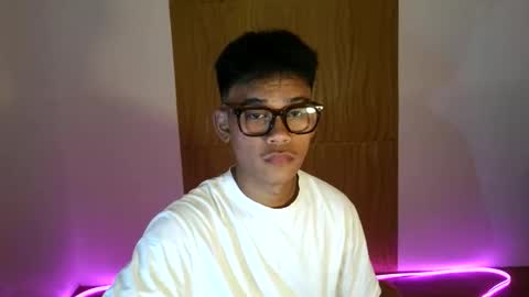 KING ASH online show from December 19, 12:22 pm