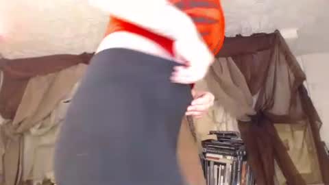 Maxi Mills . My Orgasm is in your hands Private is Open online show from March 22, 2:37 am