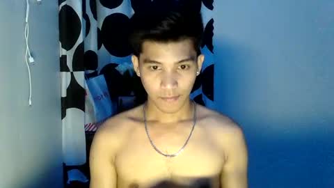 ursweetie_boy online show from July 15, 4:40 am
