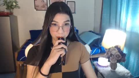 Ashley Kate Mateo Gray online show from January 26, 11:17 am