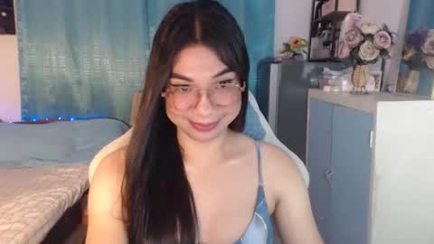 Ashley Kate Mateo Gray online show from March 11, 12:30 pm