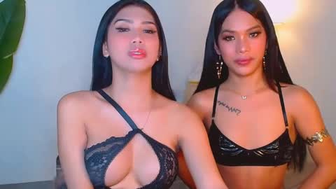 urwildest_margaret online show from April 14, 10:51 am