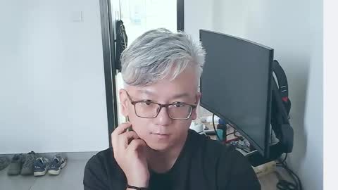 uuuffuu online show from September 11, 1:29 am