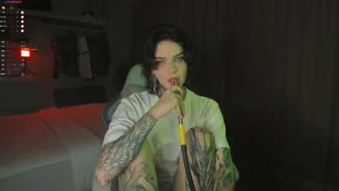 Eva online show from March 9, 5:28 pm