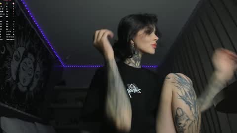 Eva online show from March 7, 7:14 pm