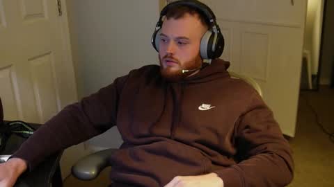 v_for_veng online show from October 2, 5:39 am