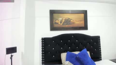 Vahiolet smith online show from November 26, 1:58 am