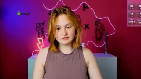 vaiolet_lovely online show from May 28, 7:01 pm