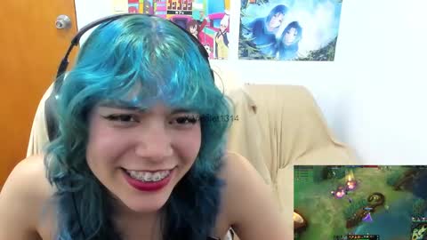 Vaiolet1314 online show from October 1, 3:38 am