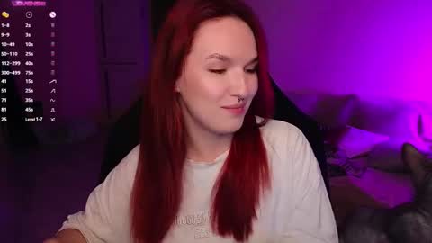 Val online show from September 25, 7:21 pm