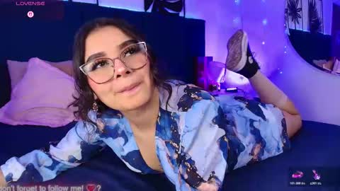 Tifanny  online show from December 19, 8:37 pm