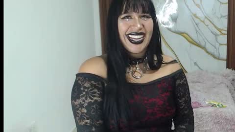 valen_ross7 online show from March 16, 6:01 pm