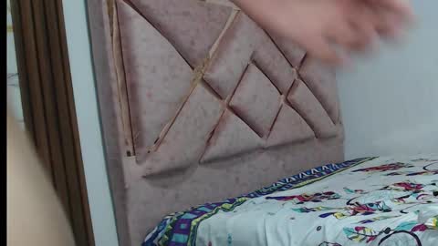 valen_ross7 online show from March 25, 6:36 pm