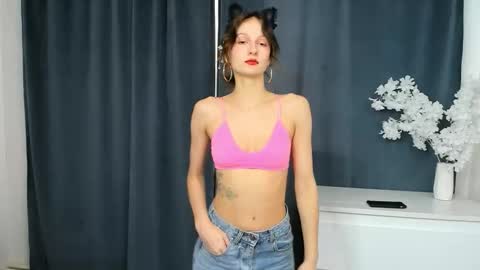 Arleen online show from March 28, 10:49 am