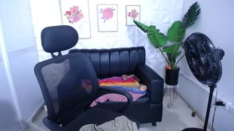 Valentina  online show from November 7, 2:47 am