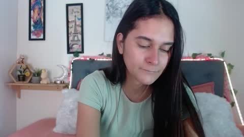 V A L E N T I N I online show from October 29, 8:31 pm