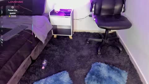 valentino santos online show from February 18, 7:35 pm