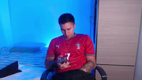 VALENTINO online show from March 24, 11:44 pm