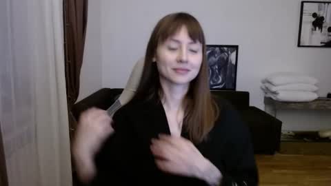 Snapshot of valents_cherry chatting on October 28, 4:08 pm Valentina online show from October 28, 4:08 pm