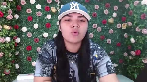 valeri_harpers4 online show from November 24, 5:44 pm