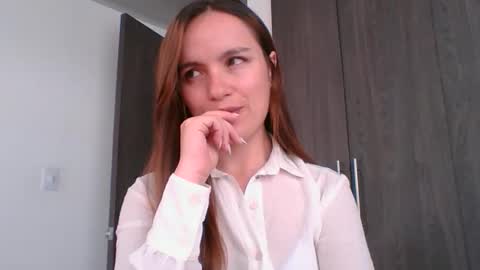 valeriafrannco online show from February 16, 8:51 pm