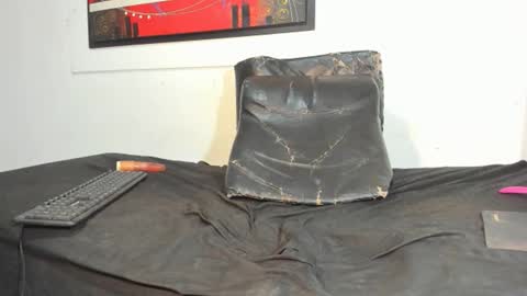 valeriapinkk online show from March 22, 8:46 pm