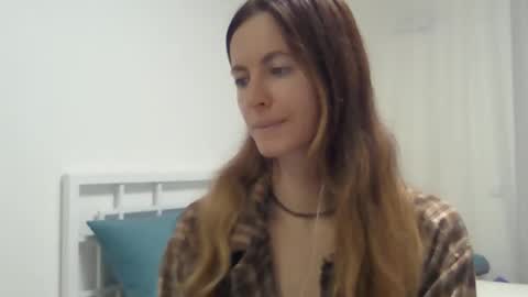 valerie_rose777 online show from November 7, 8:22 pm