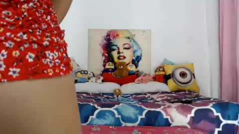 valerie_rousse online show from July 16, 1:31 am