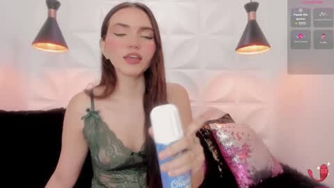 valerie online show from April 16, 8:31 pm