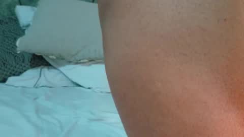Snapshot of valerigallardo chatting on October 21, 10:24 pm valerigallardo online show from October 21, 10:24 pm
