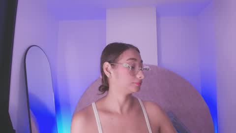 Valeryn online show from April 2, 3:03 am