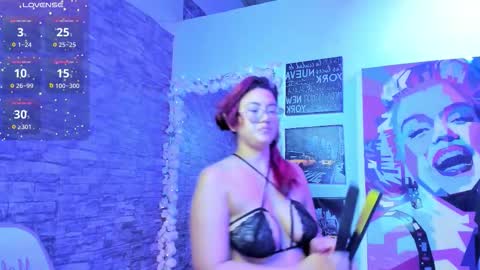 valery__69 online show from October 27, 12:38 pm