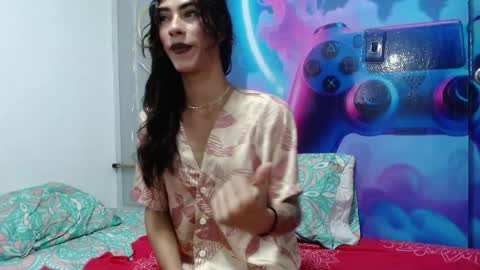 valery online show from April 5, 7:05 am