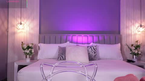 Carla online show from April 1, 11:11 am