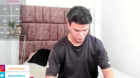 Valery Stonne  online show from January 28, 9:19 pm