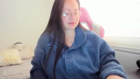 My name is Valery... Nice to meet you  thumb up me please its important online show from May 12, 10:08 pm