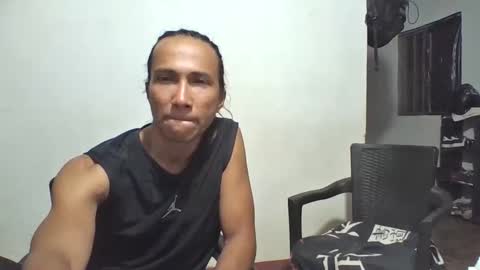 valkyazrael online show from April 8, 12:13 am