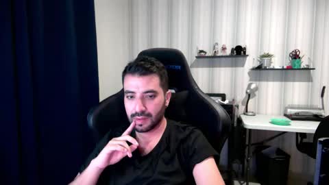 Roberto Carlos online show from October 23, 1:51 am