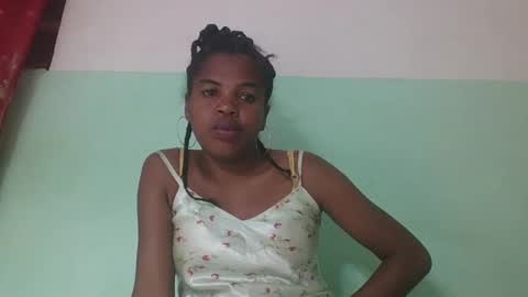 vanafiry online show from February 22, 7:58 pm