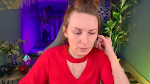 Vanda online show from November 14, 9:55 am