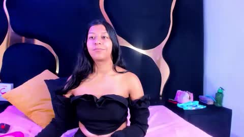 Vane online show from May 16, 3:43 pm