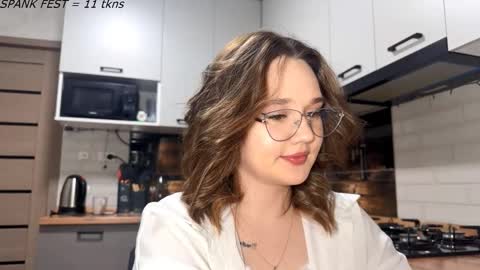 Velma online show from March 18, 1:28 pm