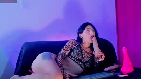 Vanessa online show from October 3, 5:32 pm